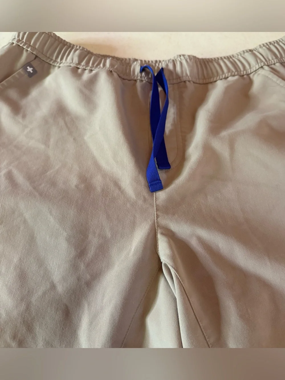 FIGS Technical Collection Khaki Tan Jogger Scrub Pants Size Large